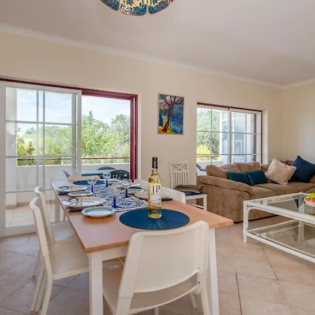 Casa Nadia אלבור